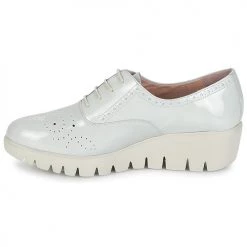 Chaussures Femme Derbies Wonders PIEROD Nude vernis -Derbies Soldes 6816791 500 D